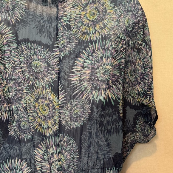 H-182 ANA A New Approach Blue & Green Sheer Short Sleeve Peplum Blouse Size MP - Picture 11 of 15